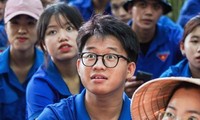 Mùa hè xanh đầu tiên 