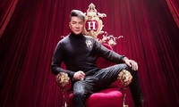 Ai đúc ngai vàng cho Đàm Vĩnh Hưng?