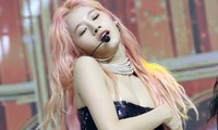 Nữ ca sĩ chỉ ăn 8 quả cà chua bi mỗi ngày