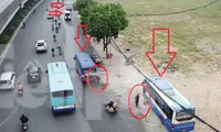 Xe hợp đồng tràn ra đường ‘giành khách’ với ô tô tuyến liên tỉnh