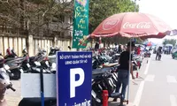 Nhân rộng trông xe không dùng tiền mặt trên tất cả các quận tại Hà Nội