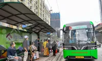 Tổng Cty Vận tải Hà Nội cần đi tiên phong trong chuyển đổi sang xe buýt điện