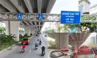 Hà Nội điều chỉnh cho ô tô được đi tất cả các làn đường Phạm Văn Đồng