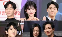 &apos;Bùng nổ&apos; dàn &apos;sao&apos; tại Lễ trao giải nghệ thuật Baeksang lần thứ 60, Lee Do Hyun được đặc cách &apos;xuất ngũ&apos; để tham dự