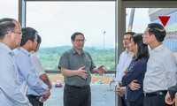 Thủ tướng: Triển khai đường sắt đô thị từ trung tâm Hà Nội lên Hòa Lạc