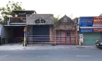 Ổ dịch tại bar Buddha: Bệnh nhân phi công người Anh được hỗ trợ thở máy