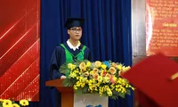 Nam sinh học song ngành và bảng thành tích ấn tượng