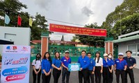 Tỉnh Đoàn Đồng Nai gặp gỡ, động viên các đội hình &apos;Tiếp sức mùa thi&apos;