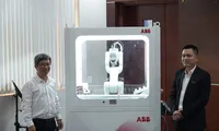 Trường ĐH Quốc tế (ĐHQG TP. HCM) khánh thành Trạm Robot phục vụ sinh viên