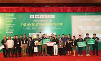 Dự án khởi nghiệp từ xơ mướp giành giải Nhất cuộc thi ‘Dự án Khởi nghiệp Xanh lần 9’