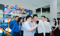 Hội Sinh viên TP. HCM khai mạc triển lãm ‘Dệt nên những ước mơ cho đời’