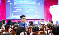 Nghị lực phi thường của chàng sinh viên ‘hạt tiêu’