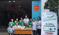 Hành trình &quot;giải cứu&quot; balô cũ