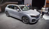 Volkswagen Touareg gần 4 tỷ có bản đồ &apos;đường lưỡi bò&apos; ở Việt Nam