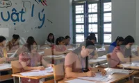 Chấm thi tự luận môn Ngữ văn