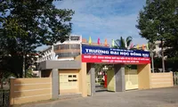 Nâng điểm chuẩn để đánh trượt thí sinh: Trường ĐH đang cướp cơ hội trúng tuyển?