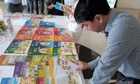 SGK lớp 1 mới sẽ tăng giá &apos;phi mã&apos;?