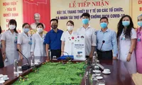 Học sinh chế máy rửa tay tự động tặng cơ sở y tế
