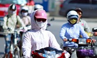 Miền Bắc tăng nhiệt trước khi chuyển mưa dông