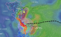 Bão Trà Mi đổ bộ, miền Trung hứng chịu mưa lớn dài ngày