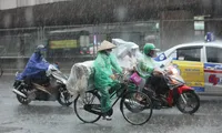 Mưa lớn tiếp tục bao trùm miền Bắc