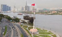 Nhìn từ trên cao cột cờ Thủ Ngữ - điểm du lịch văn hóa mới của TPHCM