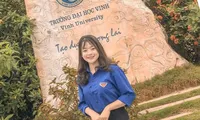 Nữ sinh Đại học Vinh đam mê tình nguyện có nhiều thành tích trong học tập