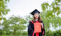 Cô sinh viên Đại học Thương mại đam mê nghề biên phiên dịch