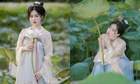 ‘Tiểu tiên nữ’ với bộ ảnh bên hoa sen khiến cộng đồng mạng ‘dậy sóng’