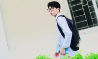 Nam sinh trường Cao đẳng Dược Trung ương Hải Dương chạy xe 50 cây số để giao một đơn hàng 