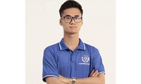 Nam Đảng viên trẻ trường Kinh tế: &apos;Tuổi trẻ hãy luôn sống và cống hiến hết mình&apos;
