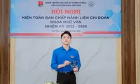 Hành trình cố gắng và nỗ lực không ngừng nghỉ để trở thành một thầy giáo dạy Văn của nam sinh Gen Z