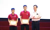 Nam sinh Trường Đại học Thủy lợi giành ngôi Vô địch Olympic Tin học Việt Nam