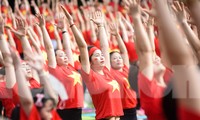 Hơn 1.000 người đồng diễn tại Festival chào mừng Ngày quốc tế Yoga
