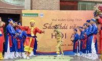Độc đáo điệu hát múa Ải Lao tưởng nhớ Thánh Gióng
