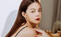 &quot;Mỹ nhân không tuổi&quot; Phạm Quỳnh Anh cũng có lúc &apos;nổi da gà&apos; khi đối diện chính mình