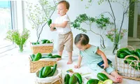 Hà Hồ phản ứng cực &apos;sang&apos; khi anti &apos;tấn công&apos; việc ghi lại biểu cảm đáng yêu của Lisa-Leon