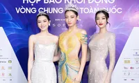 Các &apos;nàng Hậu&apos; đình đám đọ sắc đầy gợi cảm, &apos;nhiệt&apos; hết nấc trên thảm đỏ