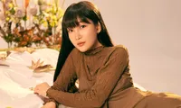 Mỹ nhân gen Z của nhạc Việt Juky San &apos;làm liều&apos; khiến Vnet không thể tin vào mắt mình