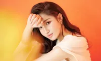 &apos;Á hậu thần tiên tỷ tỷ nhất V-biz&apos; khiến cả Vnet sững sờ bởi điều này