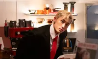 ‘Nam thần gen Z’ Wren Evans phá vỡ mọi định kiến ngôn ngữ trong âm nhạc, làm mới theo cách người trẻ