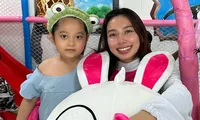Hoa hậu Thùy Tiên hóa thành thỏ ngọc mang món quà ý nghĩa này cho các bệnh nhi vào dịp Trung Thu