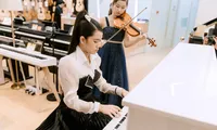 Hoa hậu Bella Vũ làm mới hai ca khúc quen thuộc về Việt Nam, đúng dịp Lễ 30/4