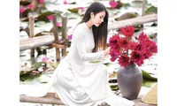 Hot girl Thủy Lợi “đốn tim” dân mạng với bộ ảnh áo dài trắng tinh khôi