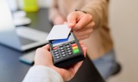 Tá hỏa kiểm tra thẻ tín dụng sau vụ vay 8,5 triệu &apos;ôm nợ&apos; 8,8 tỷ đồng