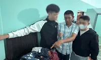 Thanh niên truy đuổi, giúp công an phá án vụ cướp giật điện thoại của người đi đường