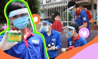 Đội Tiếp sức mùa thi: &quot;Nạp đường&quot; cho sĩ tử bằng thư tay, dẫu nắng hay mưa vẫn hết mình