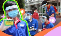 Đội Tiếp sức mùa thi: &quot;Nạp đường&quot; cho sĩ tử bằng thư tay, dẫu nắng hay mưa vẫn hết mình