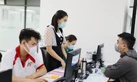 Vì sao nhiều trường chưa cho sinh viên học tập trung?