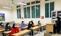 Hà Nội diễn tập đón học sinh tiểu học đến trường